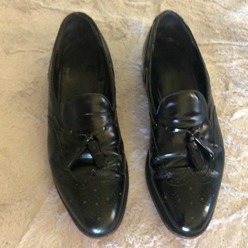 💖 Johnston & Murphy Black Wing Tip Dress Shoes